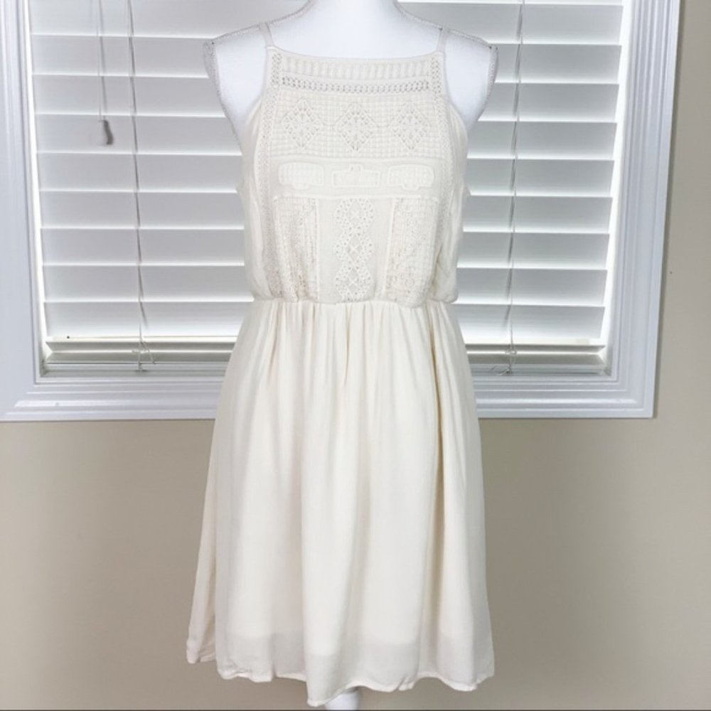 boho style cream Mossimo Supply Co. lined crochet top dress